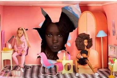 Коллаборация Zara с Barbie