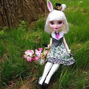 Кукла Ever After High Bunny Blanc