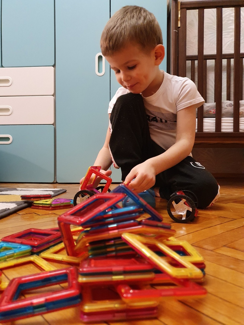 Растём с Magnetic Blocks Attivio