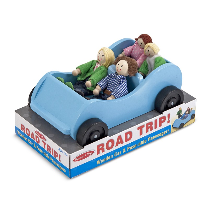 Игровой набор «Машина и кукольная семья»