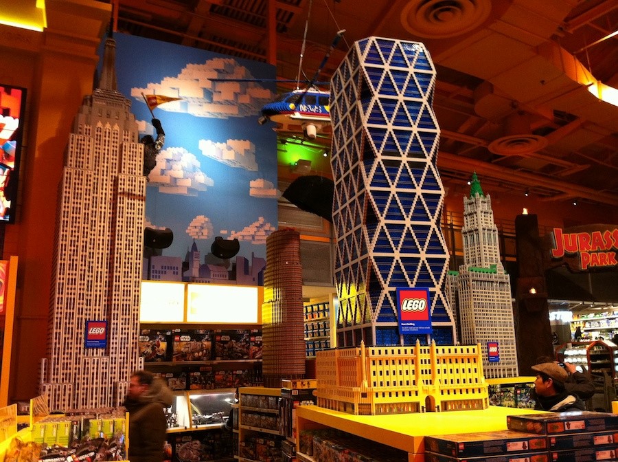 120130legotoysrus1.jpg 120130legotoysrus1.jpg