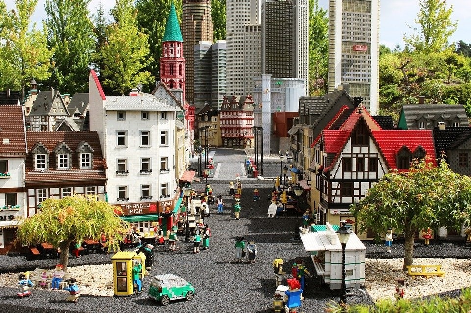 lego-2449336_960_720.jpg lego-2449336_960_720.jpg