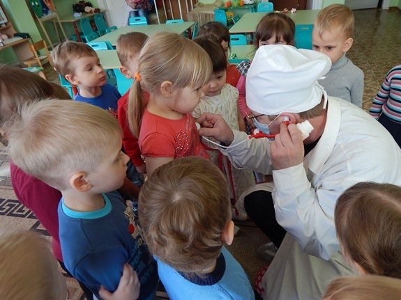 Театральное занятие в старшей группе