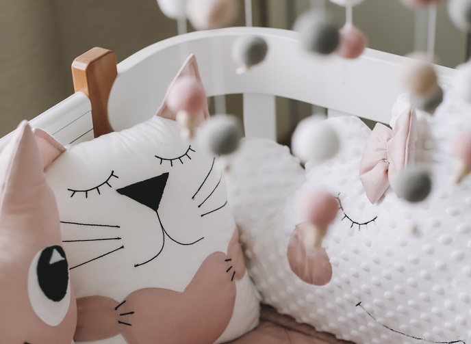 Ребёнок не засыпает один? Что делать? Ребёнок не засыпает один? Что делать?