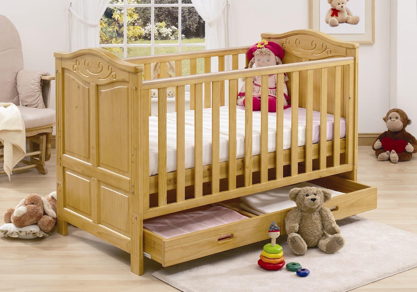 Как правильно выбрать кровать и матрас в детскую комнату