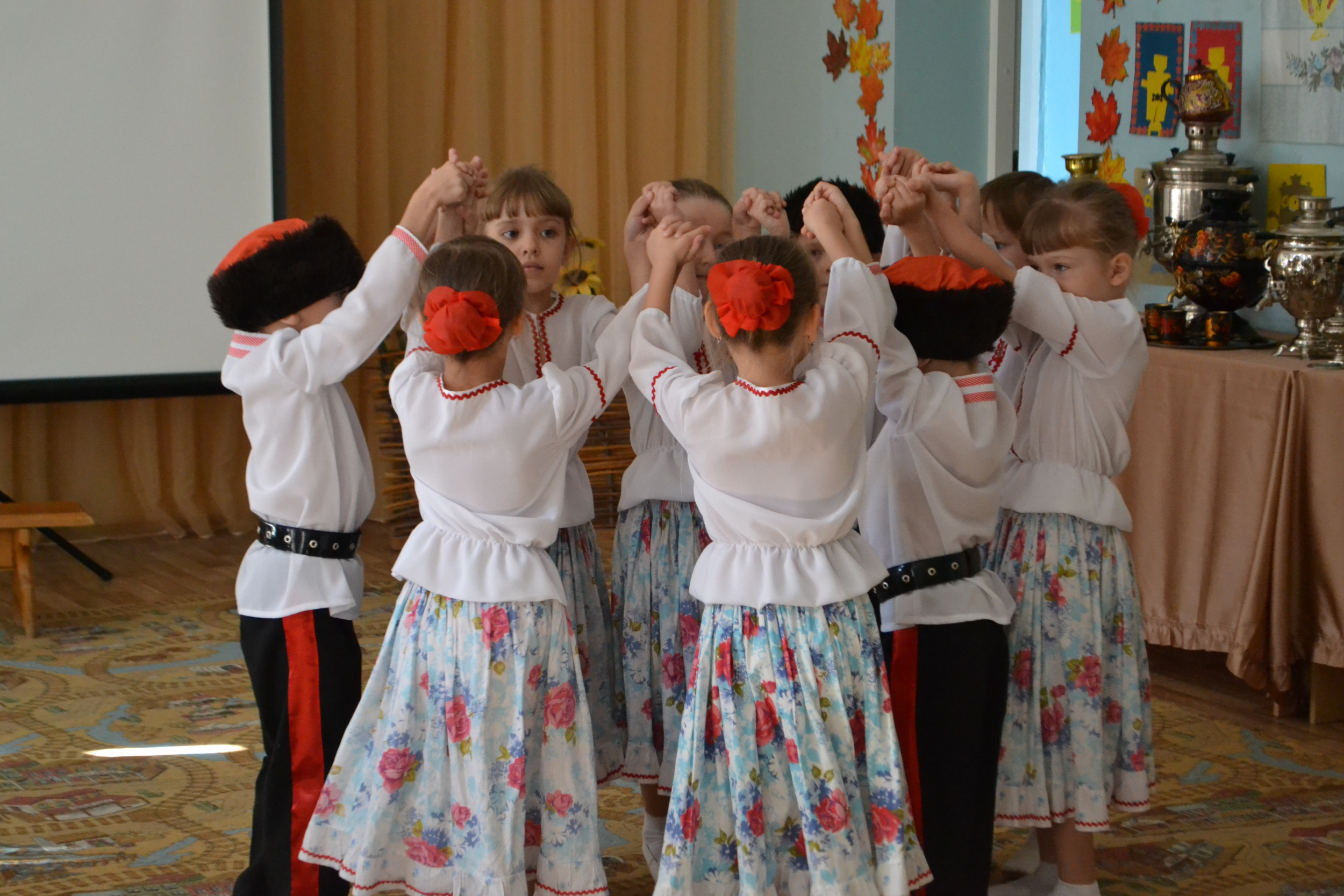 Танец Казачата