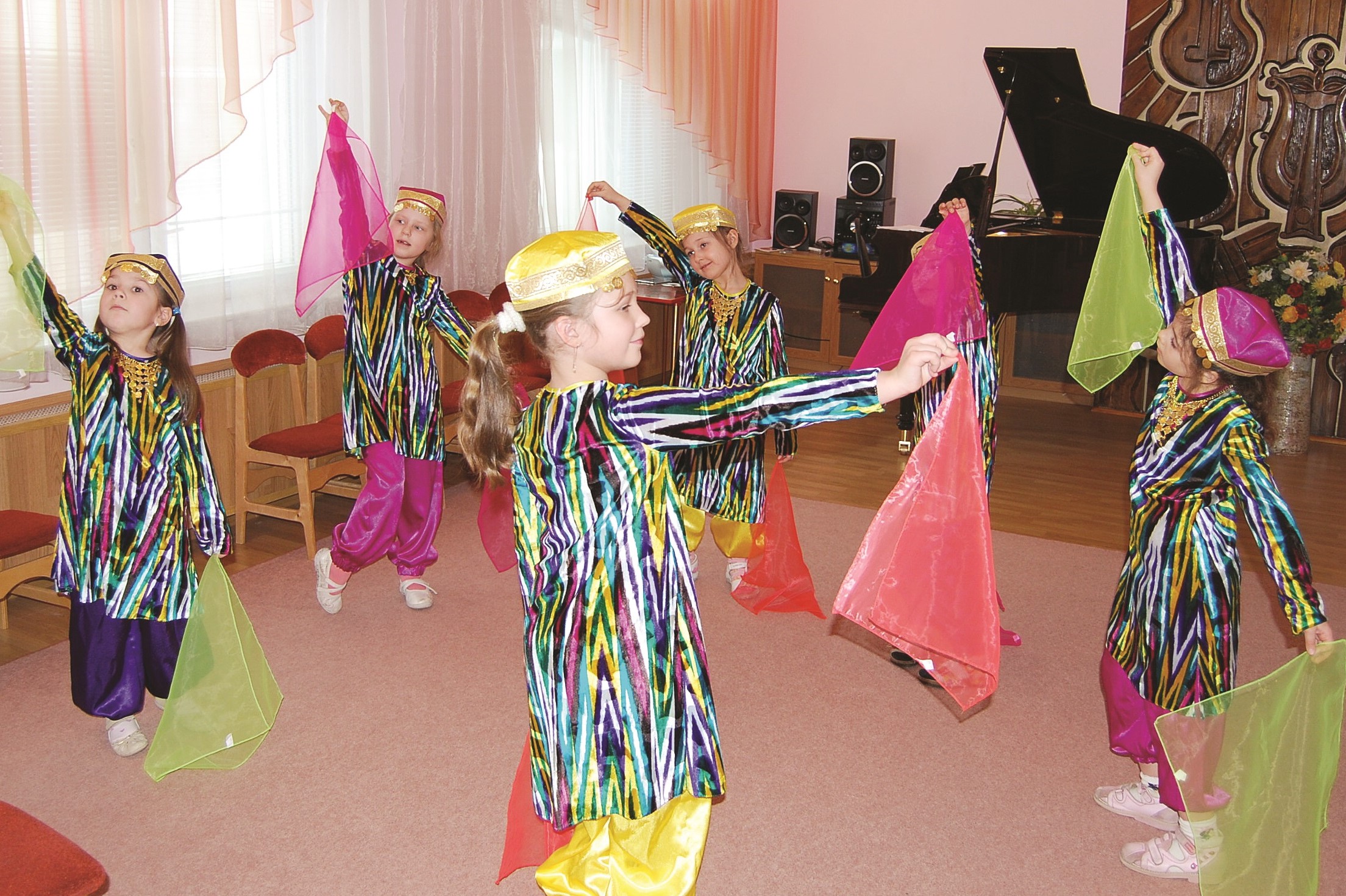 узбекский танец.jpg