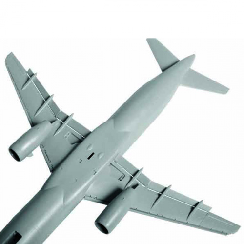 Сборная модель «Гражданский авиалайнер Аэробус А-320»
