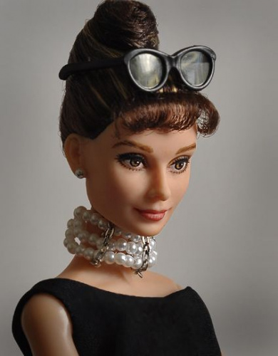 Коллекционная кукла Барби «Одри Хепберн. Завтрак у Тиффани»